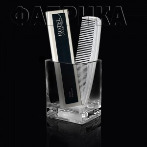 Расческа в коробке